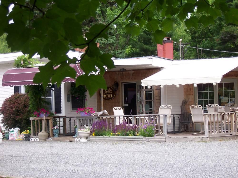 Twilite Motel Эллсуорт Экстерьер фото
